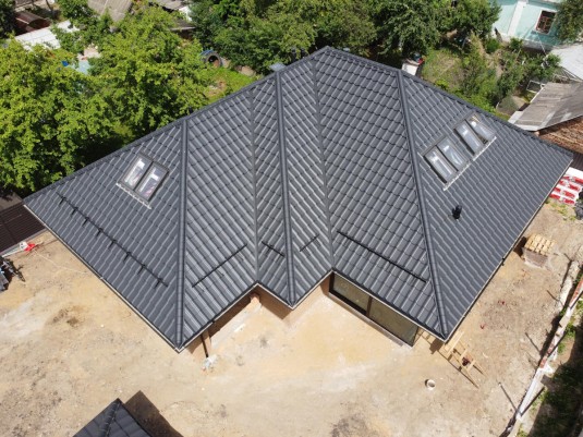 Крыша для дома BUDMAT Ferrara Черный D-MATT 9005 - фото 6